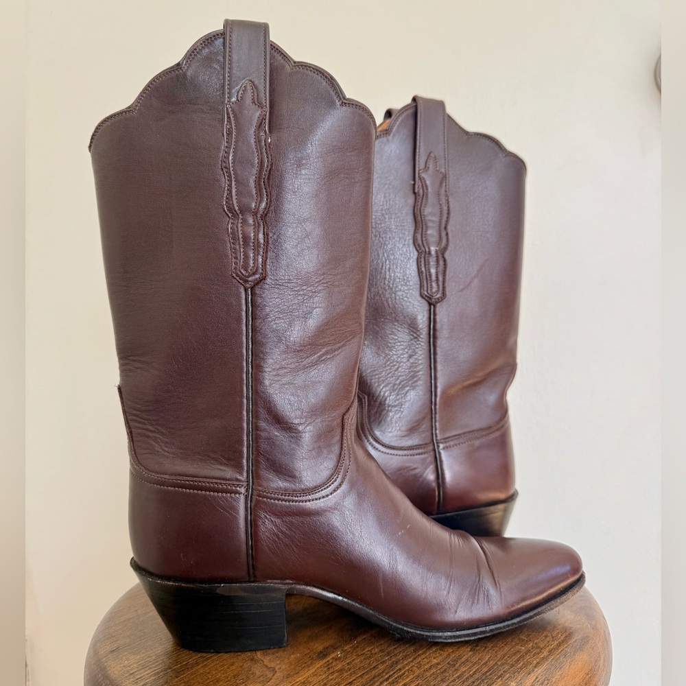 Women’s Handmade Lucchese leather boots, Size 6